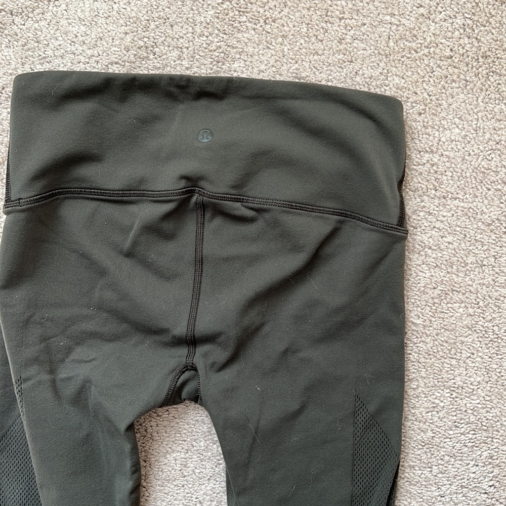 Lululemon crop leggings